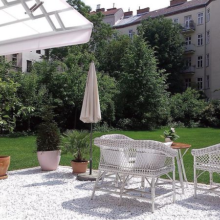 Garten Apartment Gruenentorgasse Vienna Exterior photo